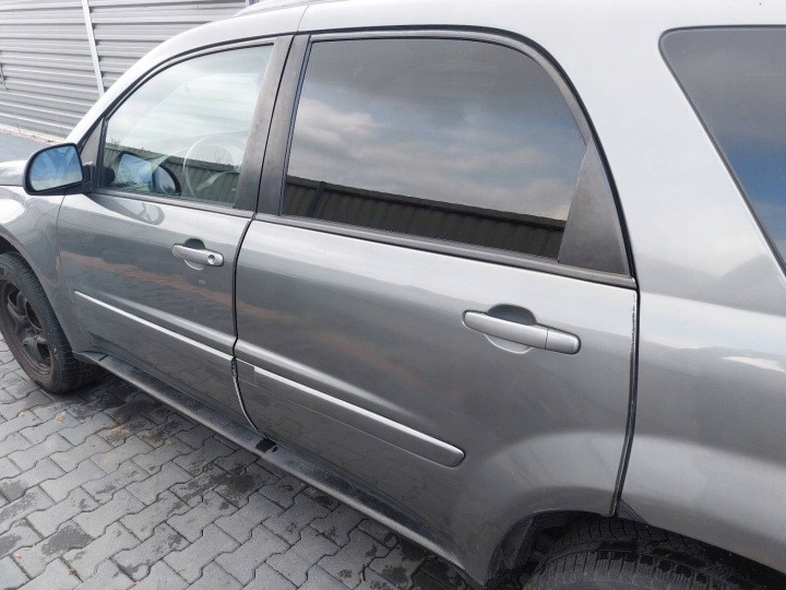 dveře kompletní levý záď CHEVROLET EQUINOX a WA232M