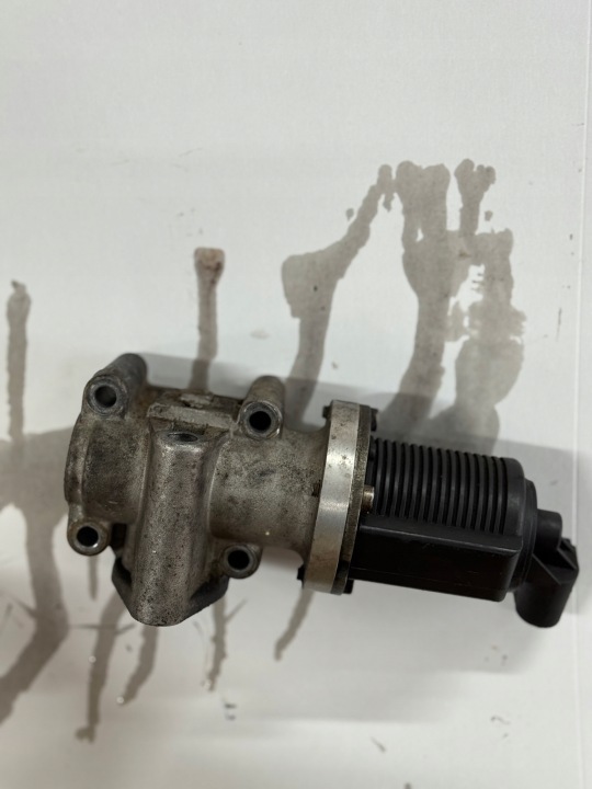 valve tube EGR OPEL VECTRA C 1.9 CDTI 55215031