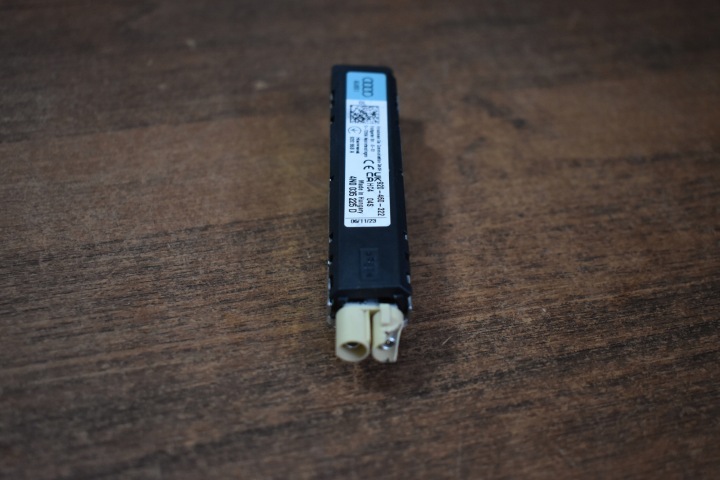 AMPLIFICATORE ANTENNA AUDI A8 D5 1
