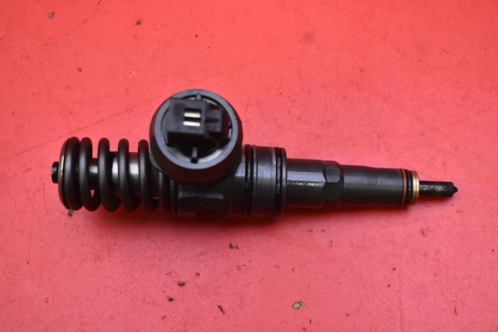 nozzle nozzle 038135073BN VW POLO 4 IV 9N 1.4 TDI 80 KM 05-09