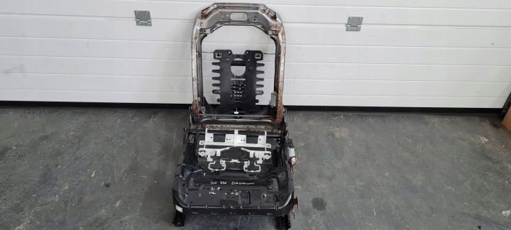 Jeep Grand Cherokee WL 2022 Ráma SZYNY üllés FOTEL bal eleje 68376551AC
