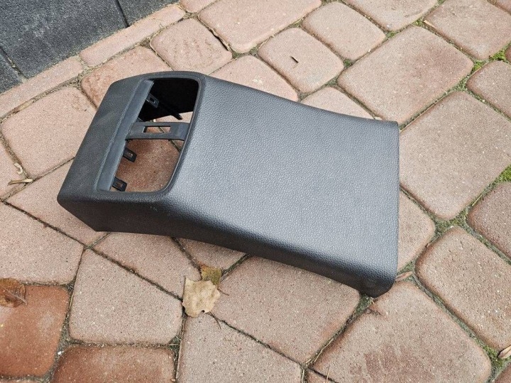 58923-02310 Boîte Couverture tablier moteur tunelu Arrière Arrière plas Toyota Corolla E210 E21