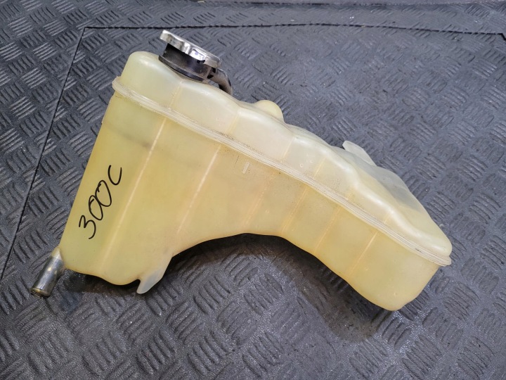 ekspanziona posuda 68237637AA CHRYSLER 300C