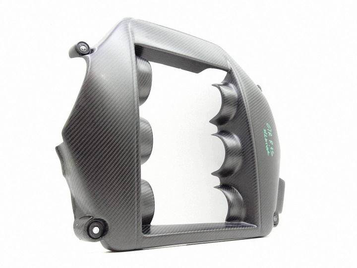 cover upper of the engine cover CABRON NISSAN GTR GT-R R35