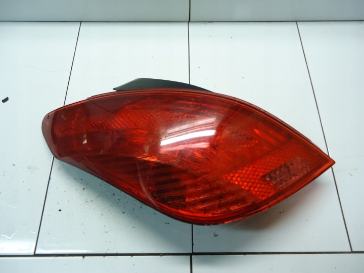 PEUGEOT 308 LIFT light right rear part rear 9680425980