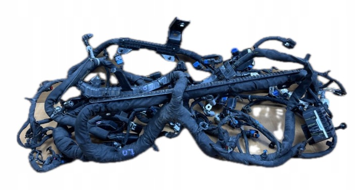 O7 CADILLAC CT5 2019 - kabelbaum kabelsatz Kabel PRZEWODOW DES MOTORS 86804122