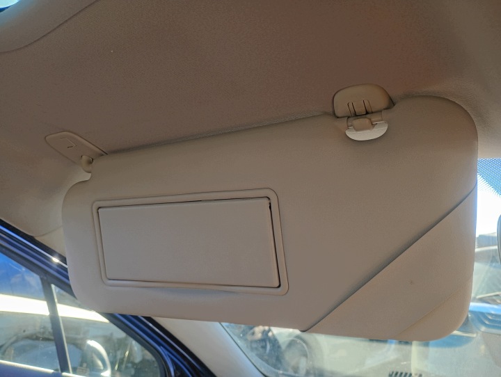 kryt slnečná ľavá šoférov Peugeot 407 SW 04-10