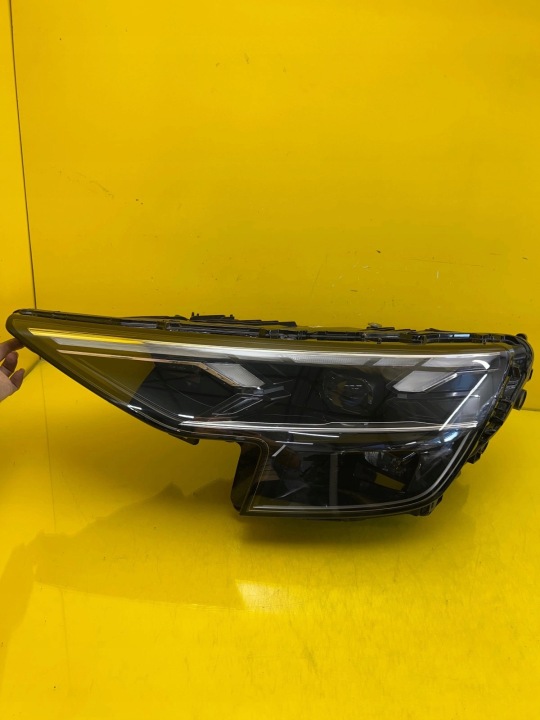 Licht links Audi Q8 4M8 Lift Full Led Matrix 4M8941039