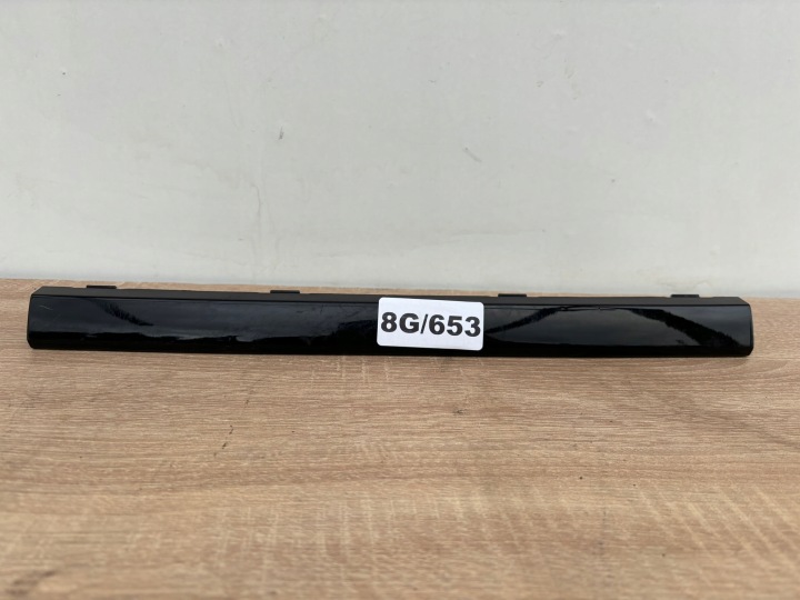 KIA VENGA LIFT MODANATURA PARAURTI ANTERIORE MEDIO INFERIORE 86585-1P500 8G/653