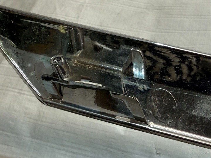 Toyota Auris II Lift 2015-2019 Kromlist grill 53111-02A00 7