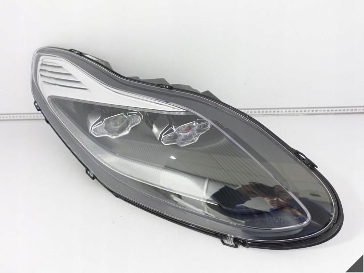 ASTON MARTIN DB11 16-23 far HEADLIGHT desna prednji dio EUROPA SILVER + upravljačka