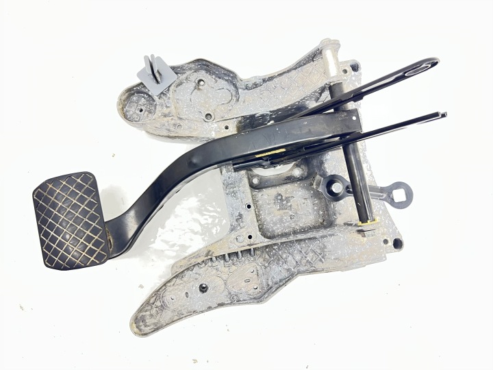 VOLKSWAGEN TOUAREG und PEDAL bremse 7L0723117