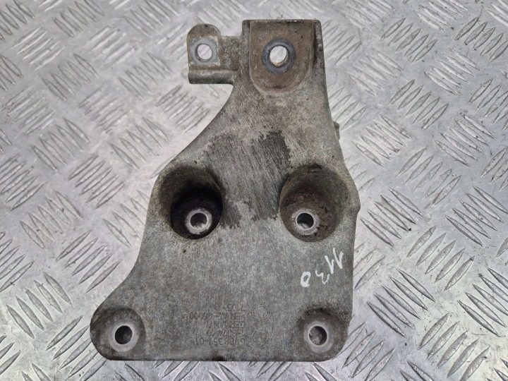 Supporto motore staffa fissaggio BMW X1 E84 20i 6788357 N20B20A