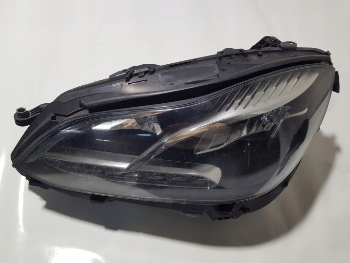 Licht LED links vorne MERCEDES W212 LIFT komplett