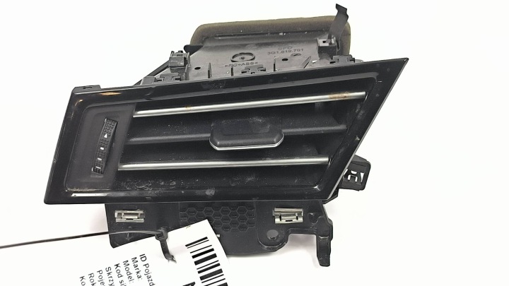 BOCCHETTA ARIA ANTERIORE sinistra 3G1819701E VOLKSWAGEN PASSAT B8