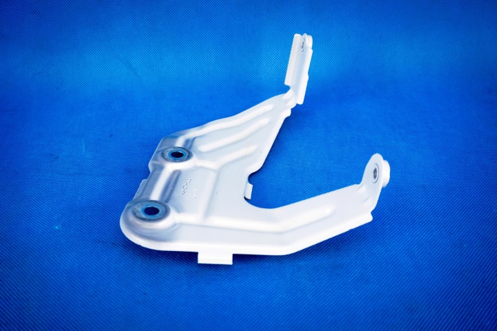 Halter Stütze des Kotflügels links BMW X3 G01 LCI X4 G02 7475803 7424677 Alpin