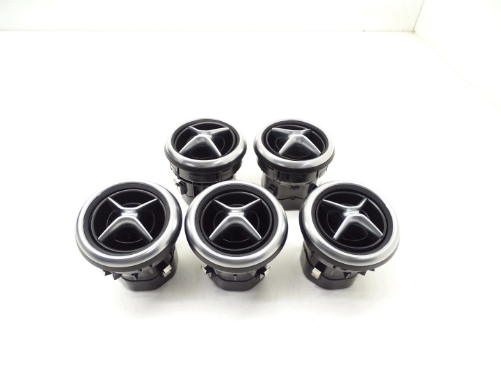 BOCCHETTA ARIA ANTERIORE medio del cruscotto consolle MERCEDES W176 A17683003