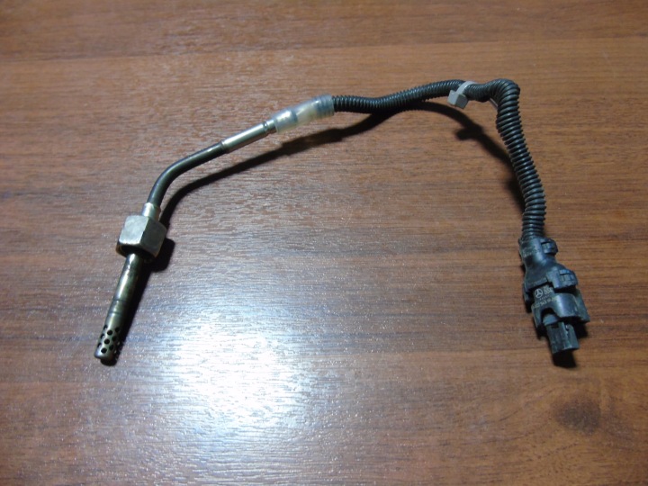 SENSORE TEMP. GAS DI … MERCEDES W213 W238 W253 1