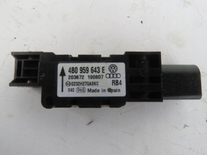 Sensore impatto airbag PORSCHE CAYENNE e 7L5 4.8 V8 4B0959643E