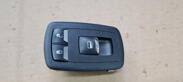 Maserati Quattroporte VI Bouton Bouton Vitres 670025405