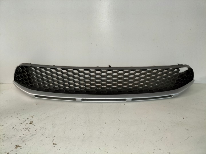 AILERON ACCESSOIRES GRILLE/MASQUE PARE CHOC AVANT SKODA FABIA II LIFT 10-14 SCOUT