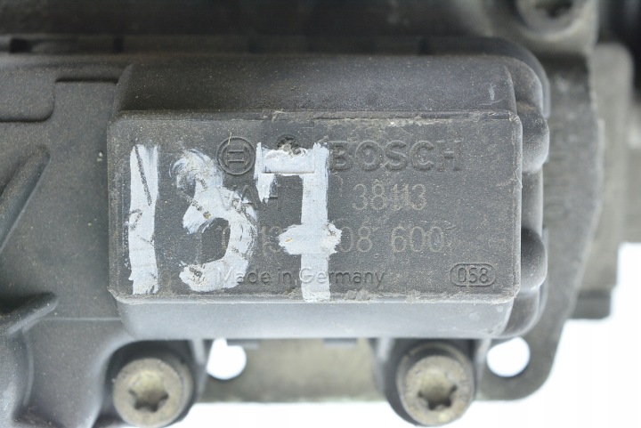 Volvo 440 1.8 Volvo 460 1.8 0438201137 7700858183 10