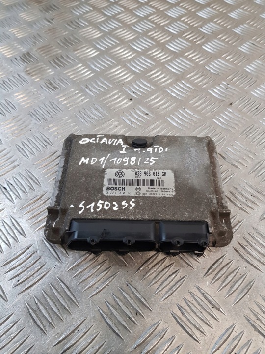 Unité de contrôle Moteur 038906018GM 0281010181 SKODA OCTAVIA et 1.9TDI 00R