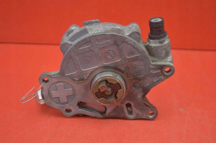 POMPA VACUM WAKUM 03L145100G VW POLO 5 V 6R 1.6 TDI 75 KM 09-15