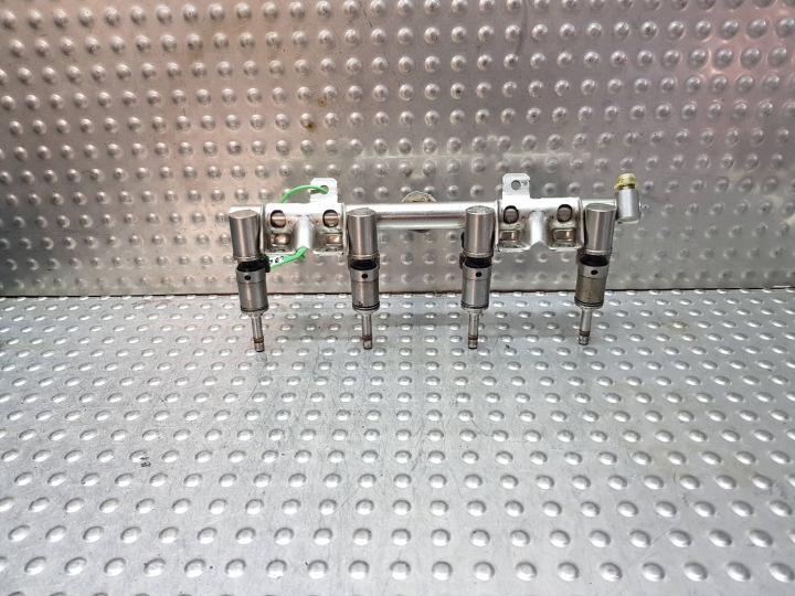 Kraftstoffverteiler Einspritzleiste Einspritzdüse 7592426 BMW F20 F21 F30 F31 1.6 VTI THP N13