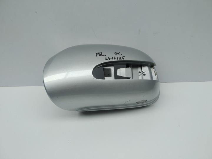 05-08 Mercedes ML W164 SCATOLA Copertura SPECCHIETTO RETROVISORE sinistro podswietlenie argento