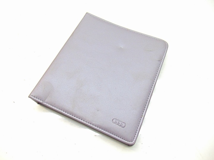 KSIAZKA SERWISOWA ETUI SKORZANE OEM AUDI TT 8J 06