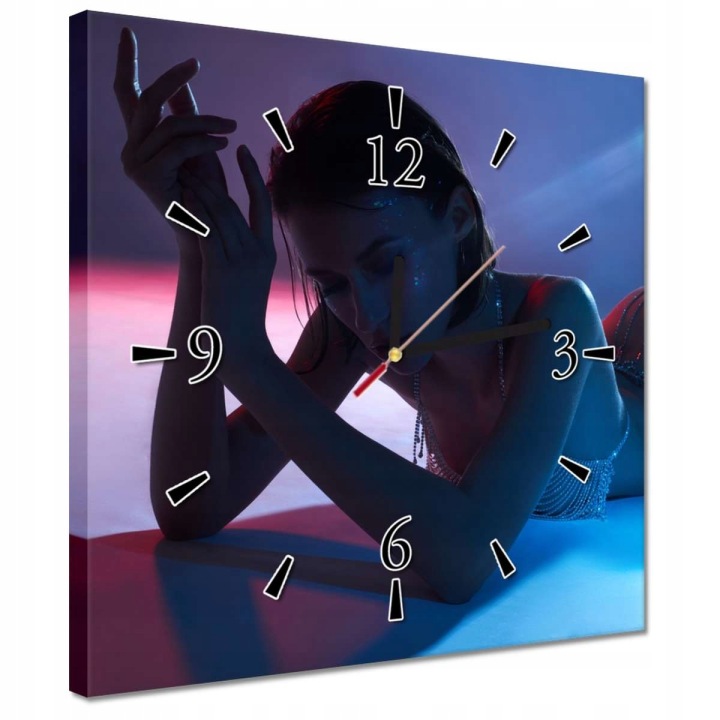 Hodiny 30x30 Dívka s diamanty