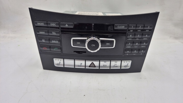 RADIO Lecteur CD Navigation 2129000219 MERCEDES W212 W218