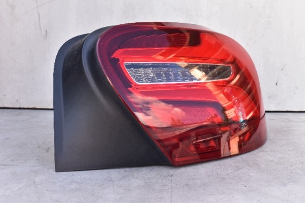 Licht rechts heck MERCEDES A-KLASA W176 LIFT 2015-2017R A1769065400