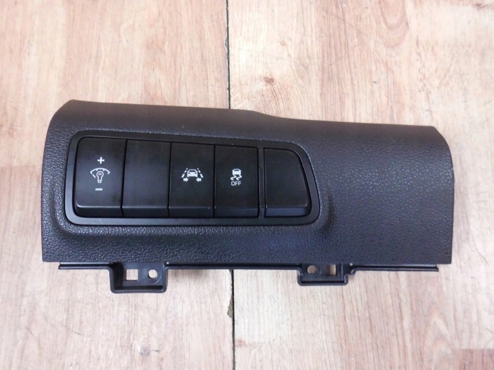 Hyundai Tucson III 2015-2020 přepínač světel ESP sensor stěny radaru