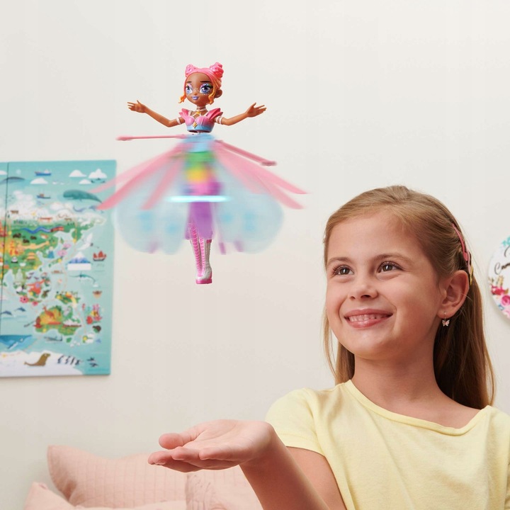 WRÓŻKA LATAJĄCA FLYERS CRYSTAL HATCHIMALS LALKA UNOSI SIĘ W POWIETRZU Typ figurka