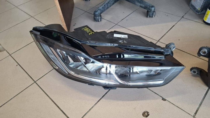 REFLEKTOR light front JAGUAR and-PACE J903-13W029-BA STAN B.DOBRY