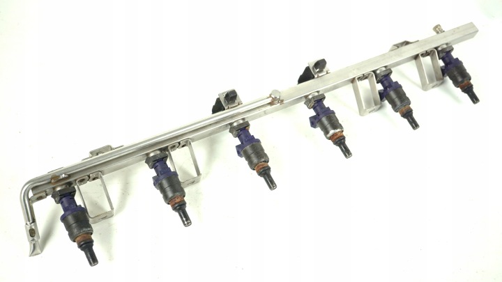 Einspritzdüse des Kraftstoffsbehälters Kraftstoffverteiler Einspritzleiste BMW X5 E53 X3 E83 3 E46 5 E39 3.0 1439800