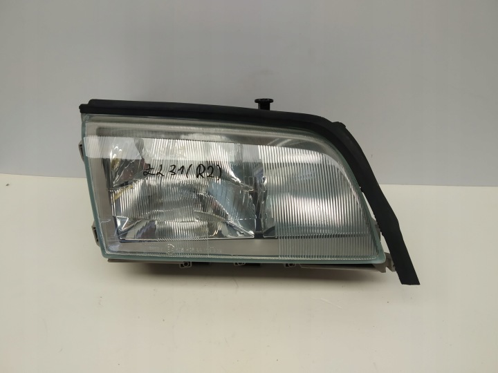 93-97r W202 Mercedes reflektor Licht vorne rechts OM 2028201261 Rarytas