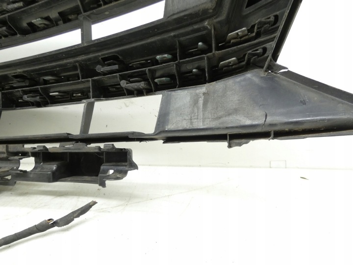 ATRAPA GRILL EMBLEMAT FOLDER VW TIGUAN ET LIFT 12-16R 5N0853651J 11