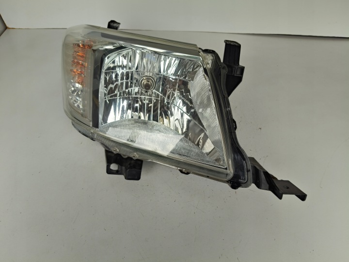 light right REFLEKTOR TOYOTA HILUX 12- LIFT