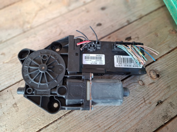 Renault Megane III mini motor windows door przednich 807310246R 969199200