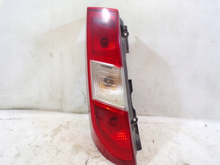 Licht hinten heck links DACIA DOKKER