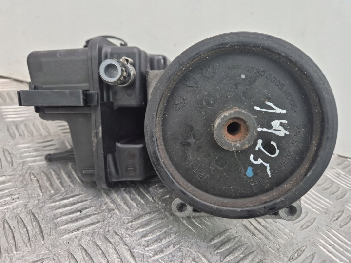 Mercedes C250 CDI W204 servo pump 0064661501