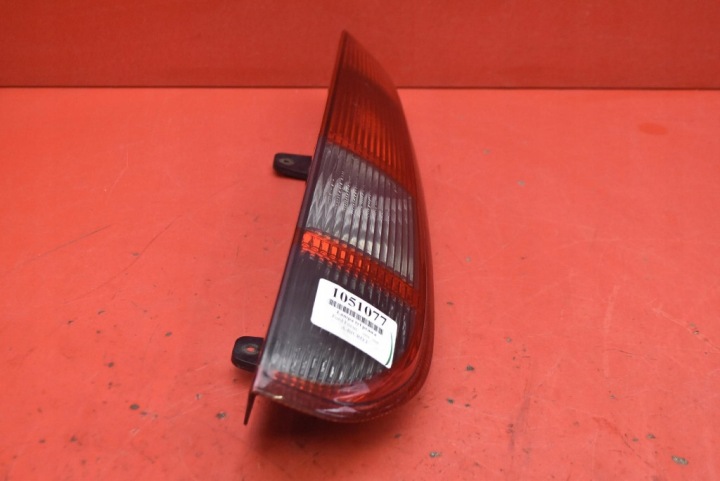 Licht rechts heck hinten 4M51-13404-F FORD FOCUS MK2 KOMBI 04-08