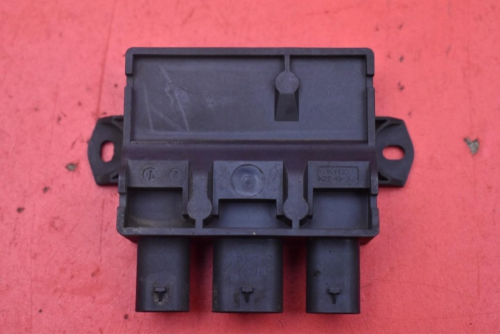 Bedienteil modul heckklappe Kofferraum C96550-100 VOLVO S90 2 II Sedan 16-20