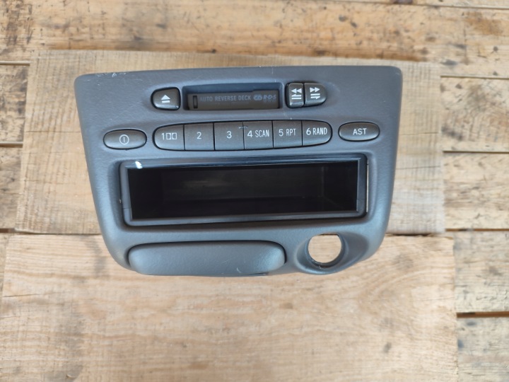 RADIO PANEL Aschenbecher TOYOTA COROLLA VERSO 86120-52020