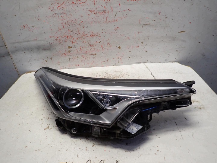 light front front right TOYOTA CHR 2016- FULL LED 81110-F4071