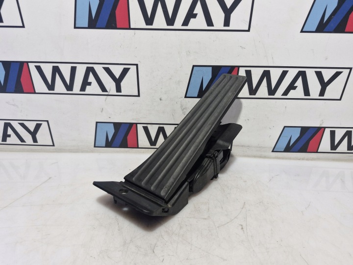 6853175 BMW E81 E82 E84 E87 F15 F16 F20 Pedale pedaliera acceleratore Potenziometro Originale