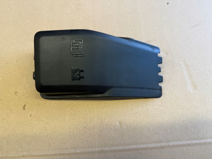 VOLVO V60 S60 II Obal Kryt obalu poistiek 31337340